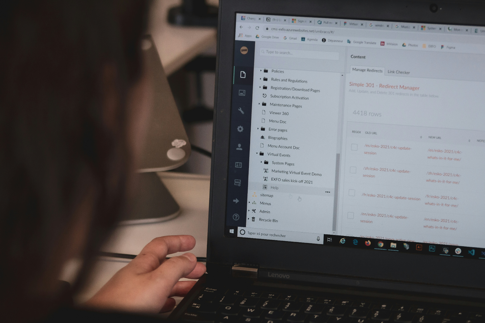 woman-looking-on-laptop